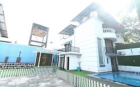 Emerald Villa